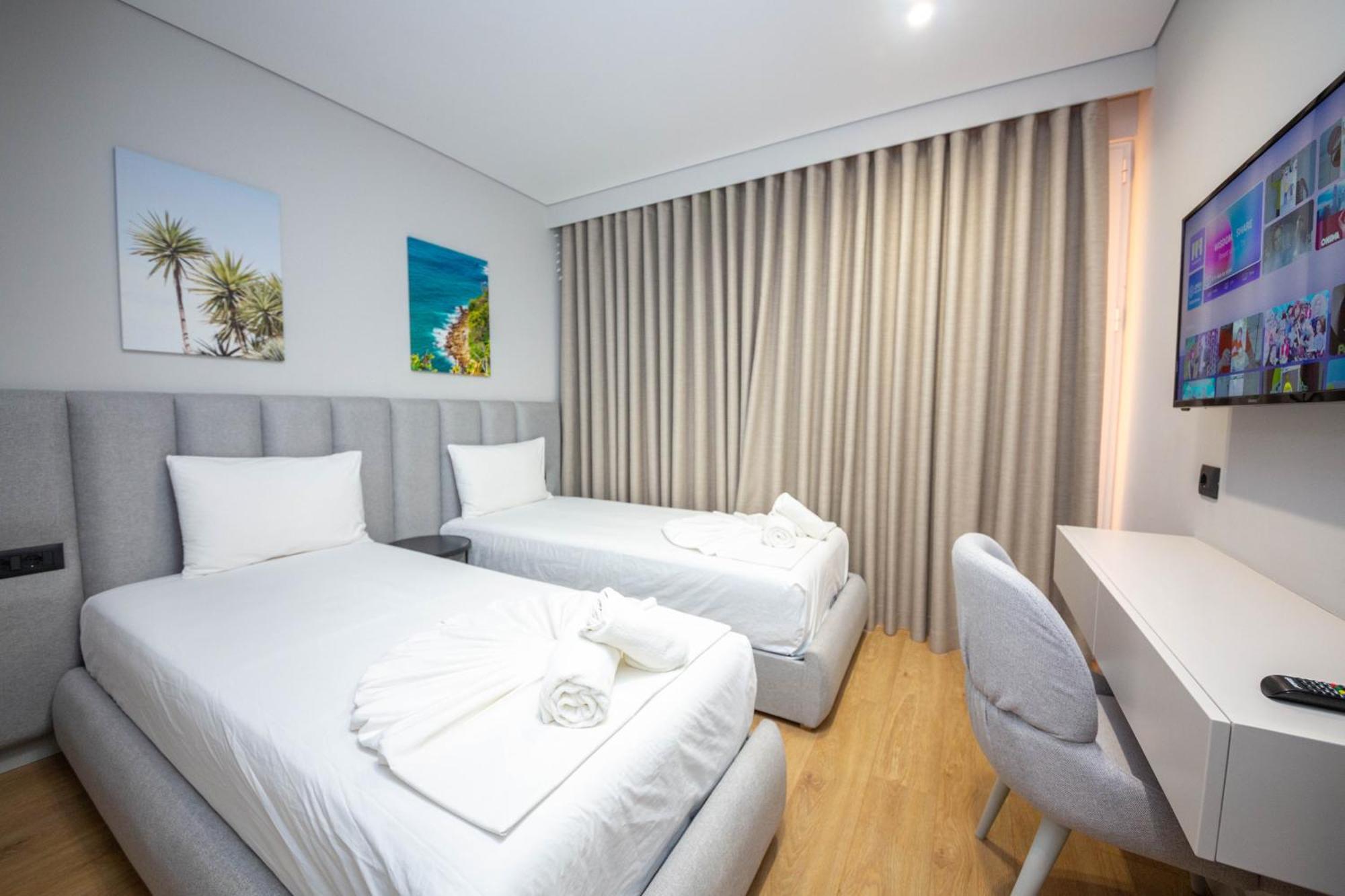 Hotel Sole Mare Ksamil Exterior photo