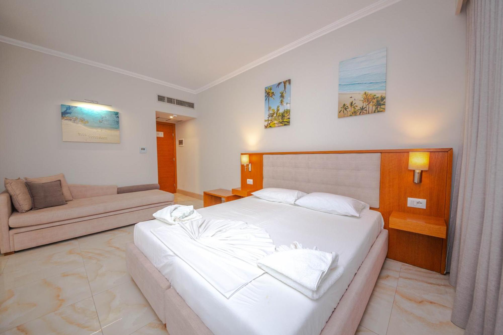 Hotel Sole Mare Ksamil Exterior photo